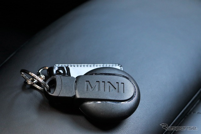 MINI クーパーD  5ドア
