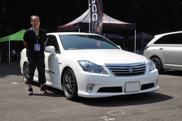 TOYOTA クラウンハイブリッド(ショップデモカー)by サウンドウェーブ TOYOTA クラウンハイブリッド(ショップデモカー)by サウンドウェーブ