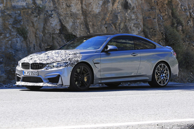 BMW M4 スクープ写真