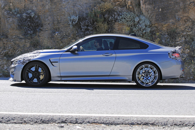 BMW M4 スクープ写真