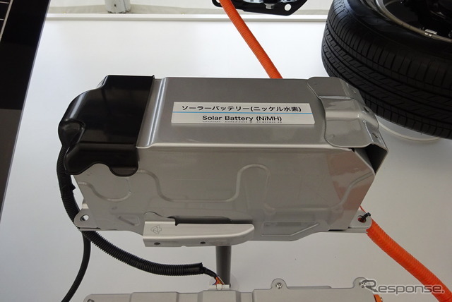 ソーラー発電用の小型バッテリー