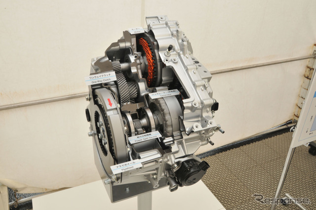 トヨタ プリウスPHV 新型