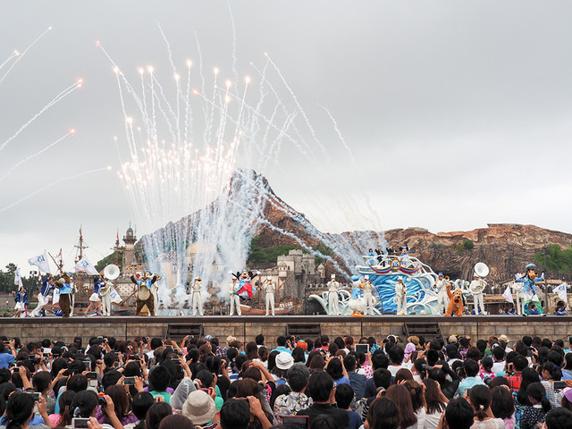 東京ディズニーシー開園15周年セレモニー