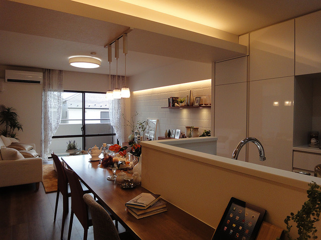 『Gathering House 笑顔のステーションを持つ家』（ルピアージュ田無）