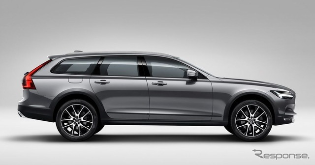 ボルボ V90 クロスカントリー