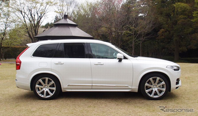 ボルボ XC90 T8