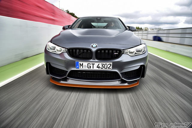 「M4 GTS」（2016）「F82」をベースにした5代目。排気量をダウンサイジング、M3の原点とも言える「ストレート6」への回帰「M4」の車名など、新たな次世代M3・M4の誕生だ。3リットル直列6気筒Mツインパワー ターボ最高馬力 431ps