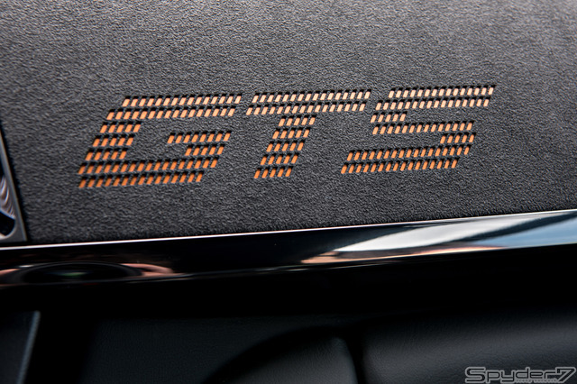 「M4 GTS」（2016）「F82」をベースにした5代目。排気量をダウンサイジング、M3の原点とも言える「ストレート6」への回帰「M4」の車名など、新たな次世代M3・M4の誕生だ。3リットル直列6気筒Mツインパワー ターボ最高馬力 431ps