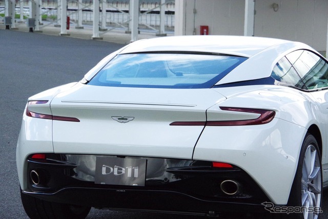 アストンマーティン DB11