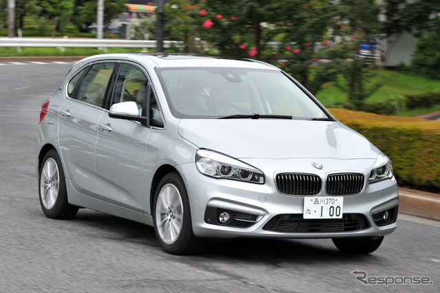 BMW 225xeアクティブ ツアラー