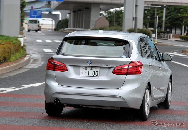 BMW 225xeアクティブ ツアラー