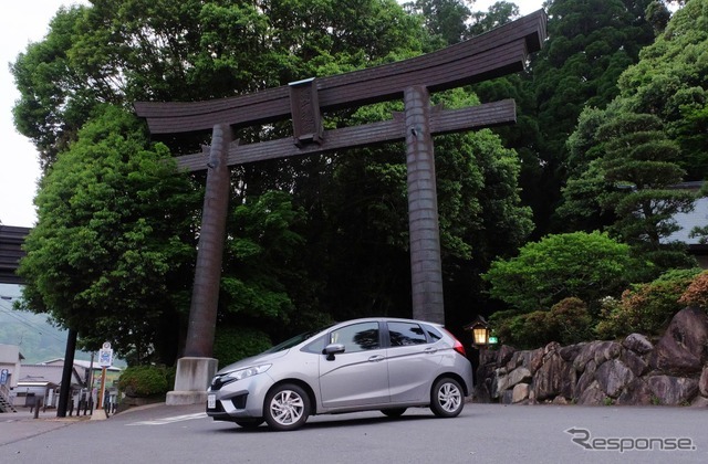 高天原伝説の残る高千穂神社にて。