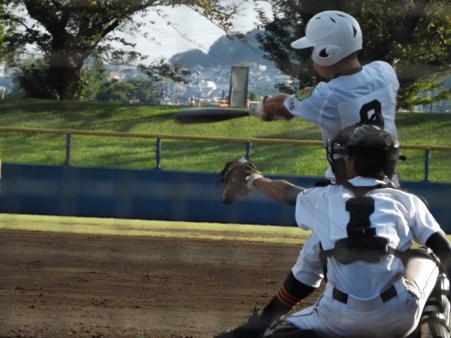 市立立川球場での試合（昭和vs武蔵丘）