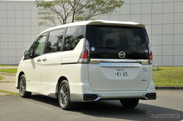 【日産 セレナ 新型】ライダー オーテック30周年仕様…セレナで唯一レザーシート［写真蔵］