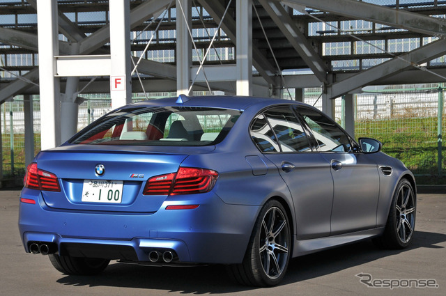 【BMW M5】スポーツセダンの代名詞的モデルは今も健在［写真蔵］