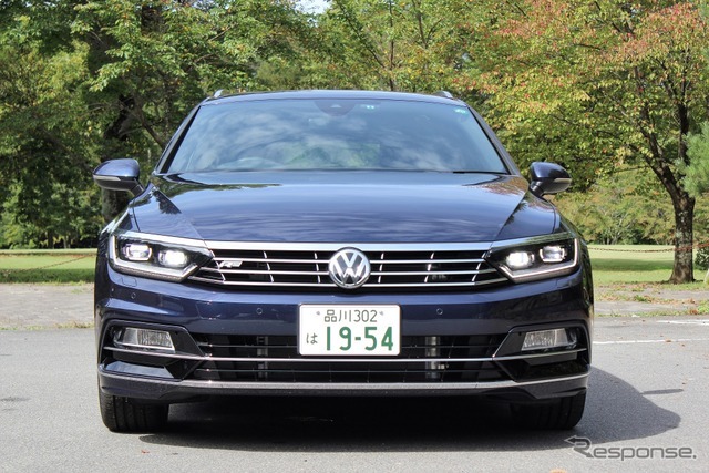 VWパサートヴァリアント2.0TSI R-Line