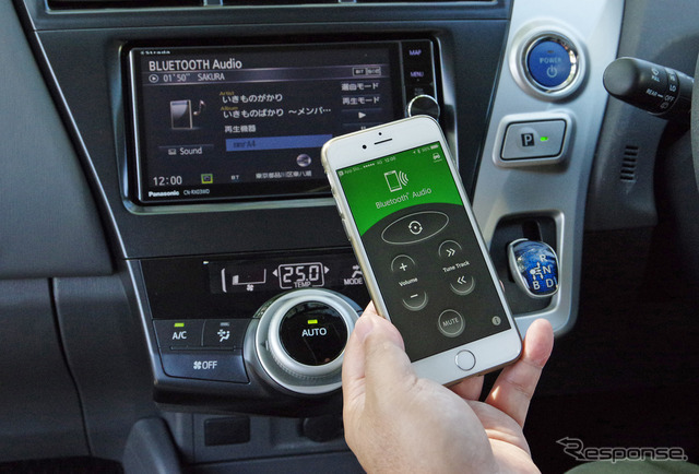 オーディオのコントロールもスマホアプリ「CarAV remote」から可能