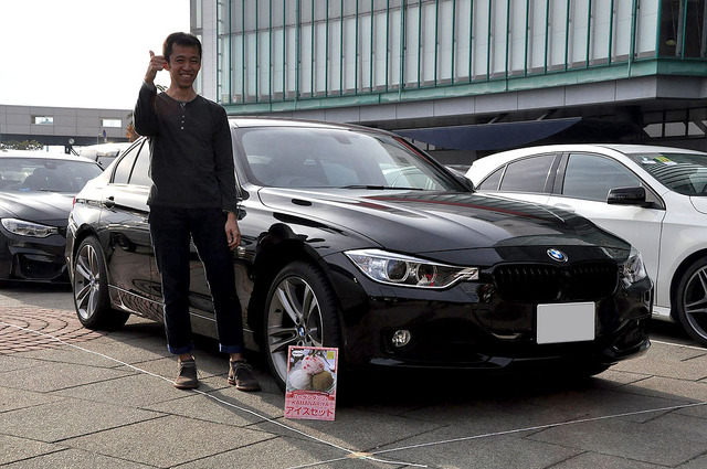 BMW 320i(オーナー/篠浦由樹さん)by サウンドカーペンター BMW 320i(オーナー/篠浦由樹さん)by サウンドカーペンター