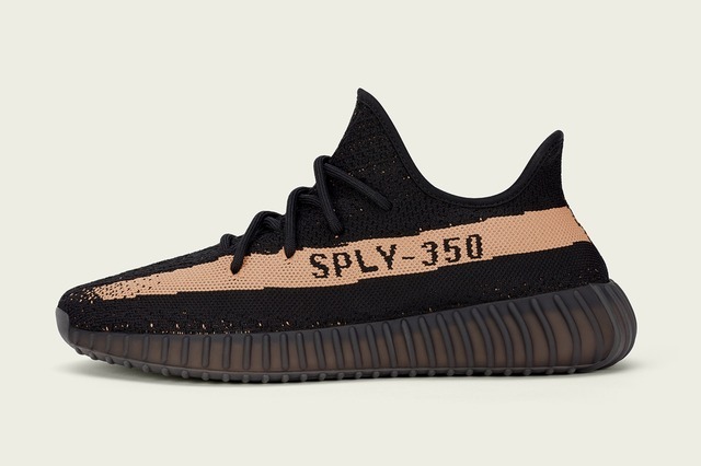 アディダス オリジナルス、ブラックをベースにした「YEEZY BOOST 350 V2」世界同時発売