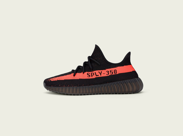 アディダス オリジナルス、ブラックをベースにした「YEEZY BOOST 350 V2」世界同時発売