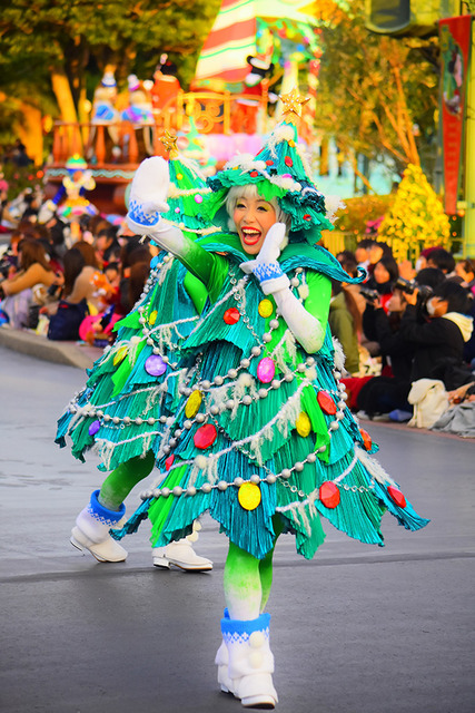 パレード「ディズニー・クリスマス・ストーリーズ」in東京ディズニーランド