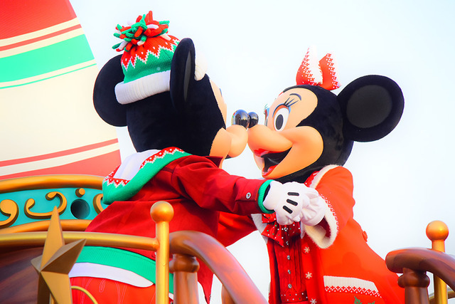 パレード「ディズニー・クリスマス・ストーリーズ」in東京ディズニーランド