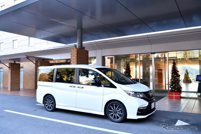 一般道路の試乗コースも用意。自由に走ってもらう