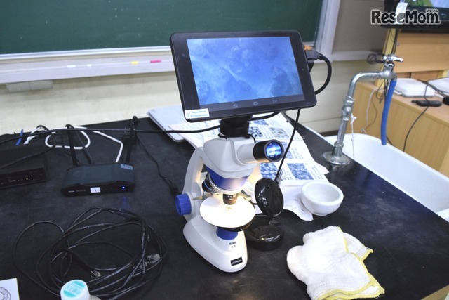 内田洋行のモニター一体型デジタル顕微鏡「D-EL3N」