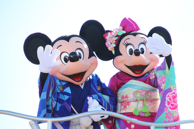 ＜東京ディズニーランド＞「ニューイヤーズ・グリーティング」