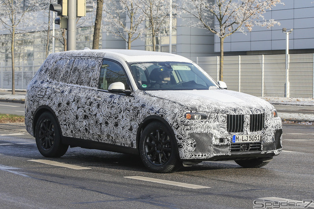 BMW X7スクープ写真