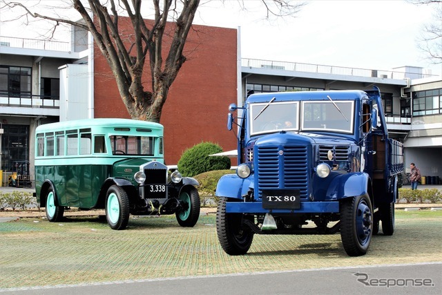スミダM型バス（左）とTX80トラック（右）