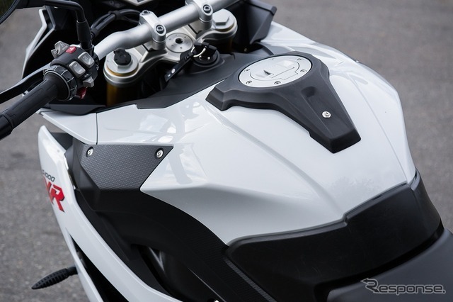 BMW S 1000 XR