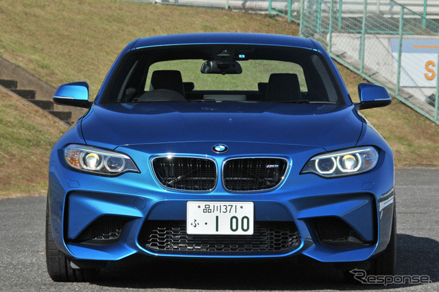 BMW M2クーペ